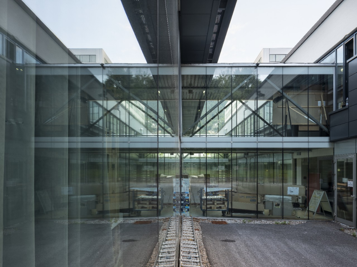 Pohodlí zajištěné vysoce selektivním sklem